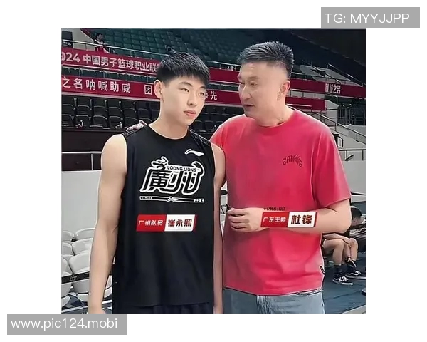 广东宏远新年喜讯徐杰带伤报到,杜锋当选篮协会长,崔永熙复出倒计时 广东宏远新年喜讯徐杰带伤报到,杜锋当选篮协会长,崔永熙复出倒计时